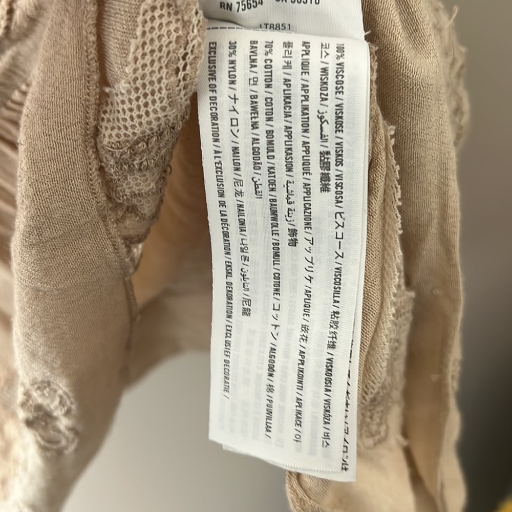 Abercrombie & Fitch Beige Embroidered Tank Top - Picture 4 of 5